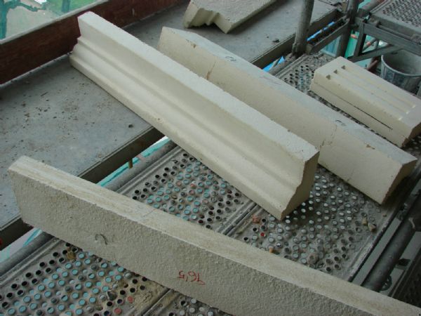 Piezas prefabricadas para cornisas, pilares y mensulas